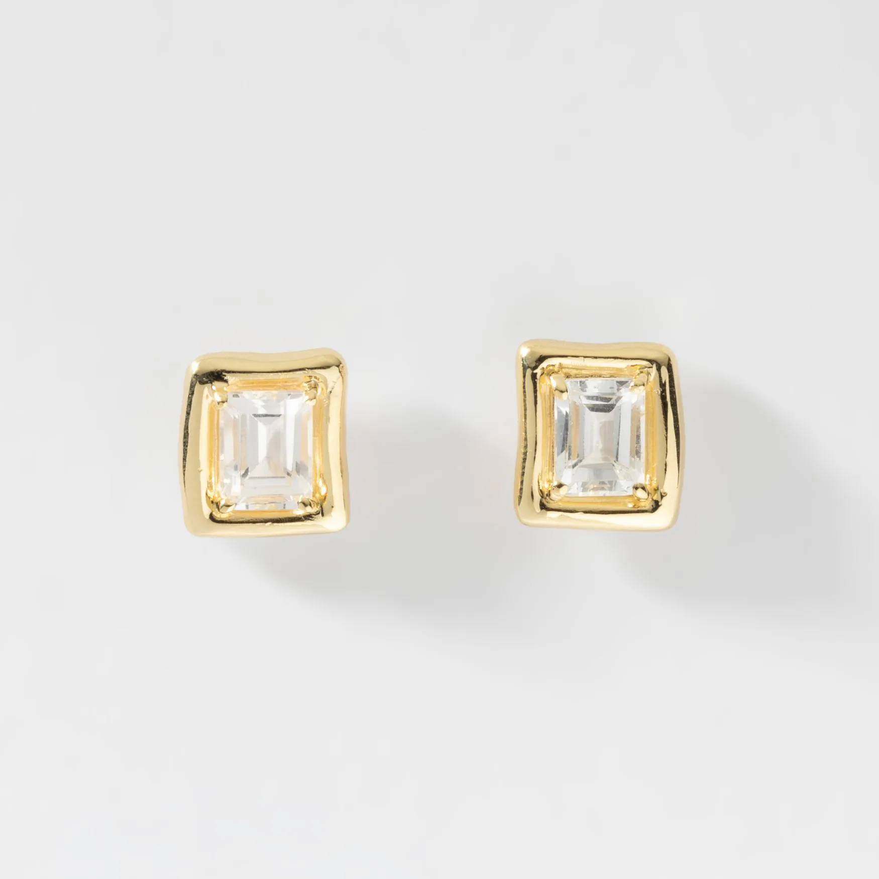 Brinco Solitário Retangular