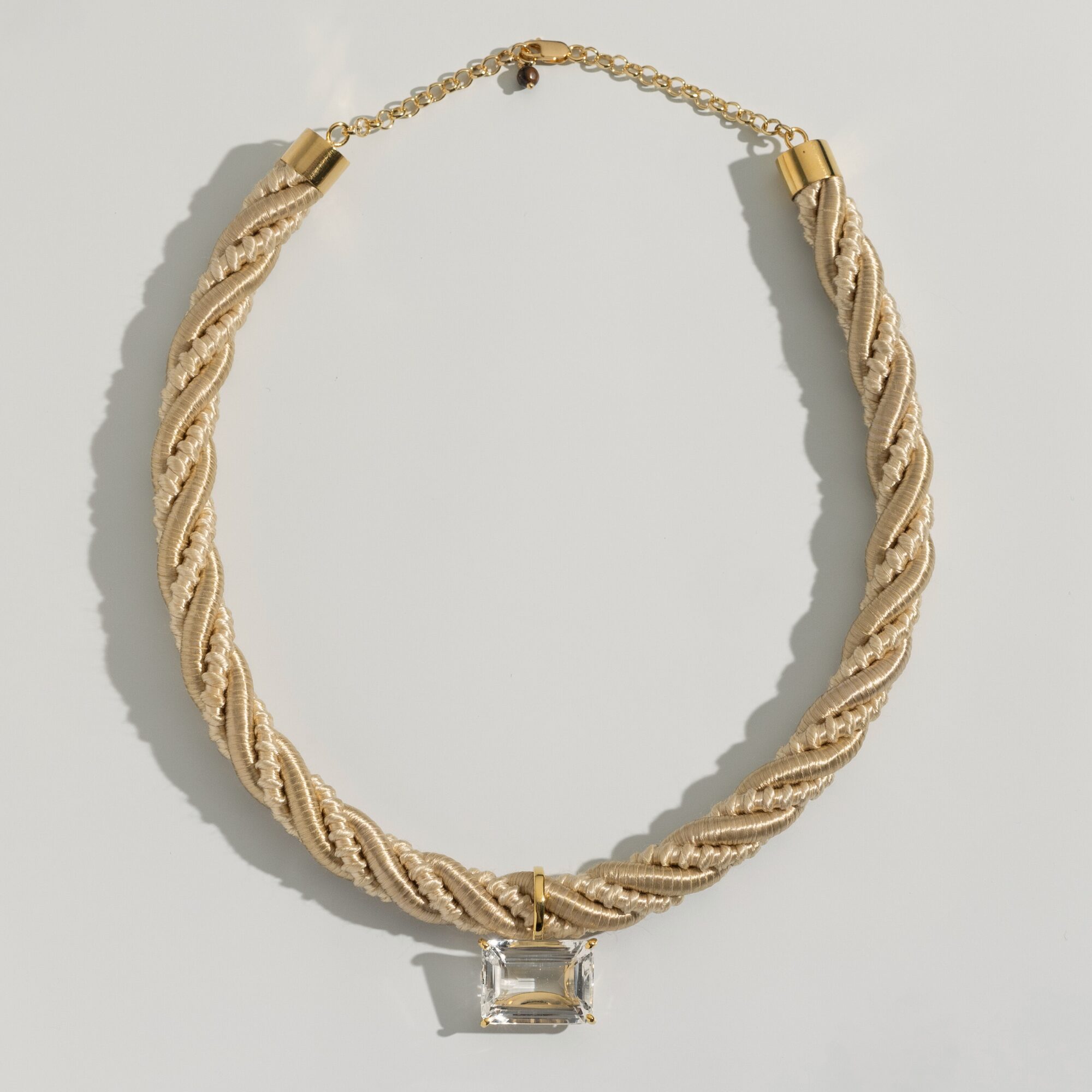 Colar Nude com Quartzo