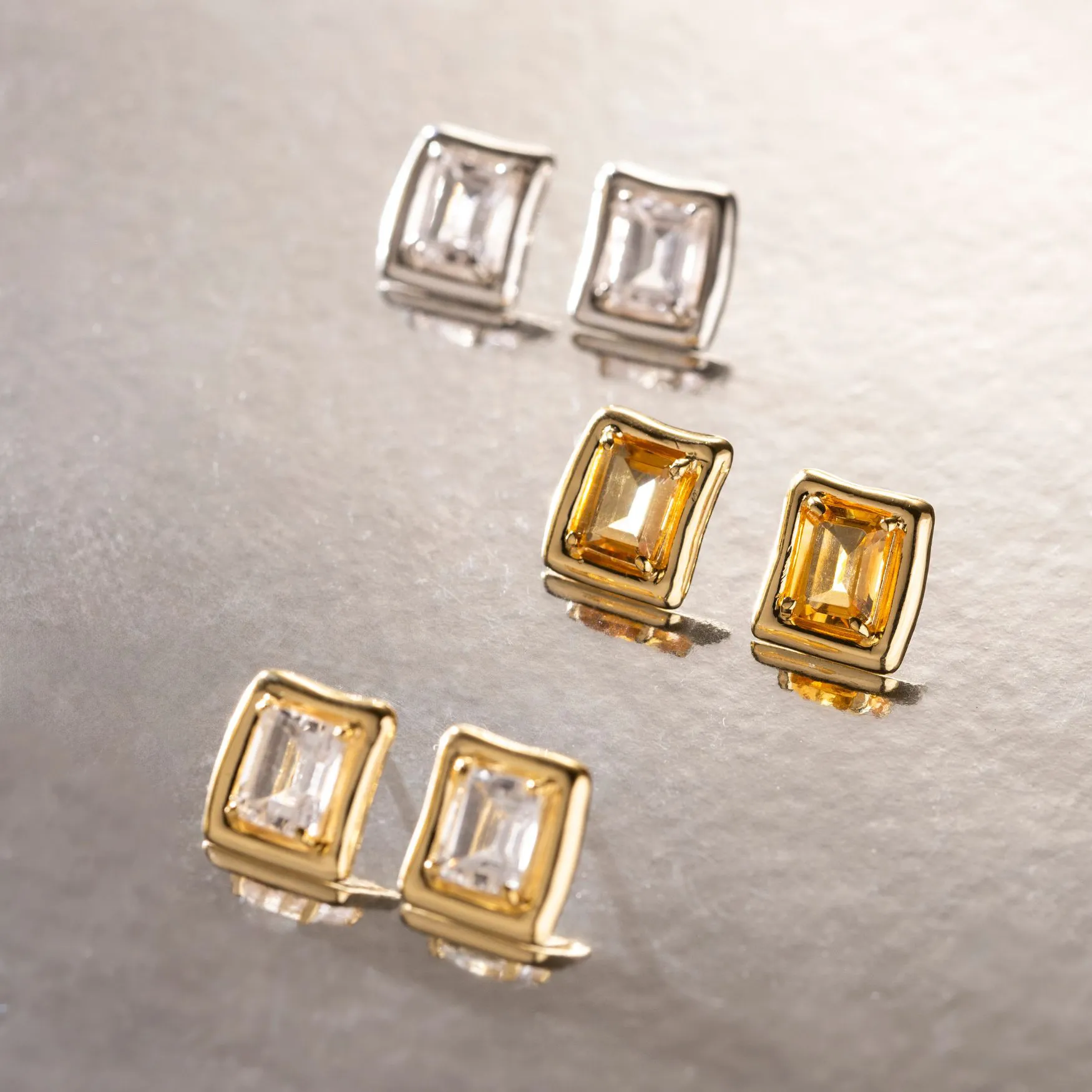 Brinco Solitário Retangular - Imagem 3